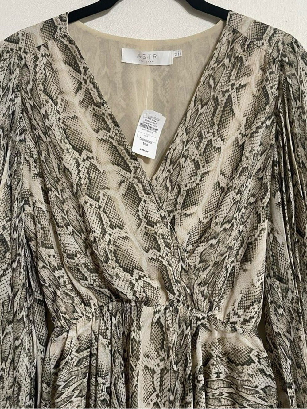 ASTR the Label Raphaela Python Print Mini Dress NWT - Picture 5 of 9